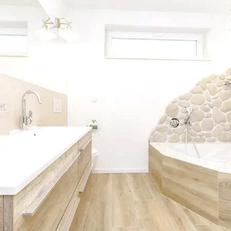 Spacious Hometuranj Holiday home Turanj