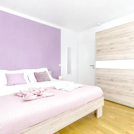 Spacious Hometuranj * Turanj